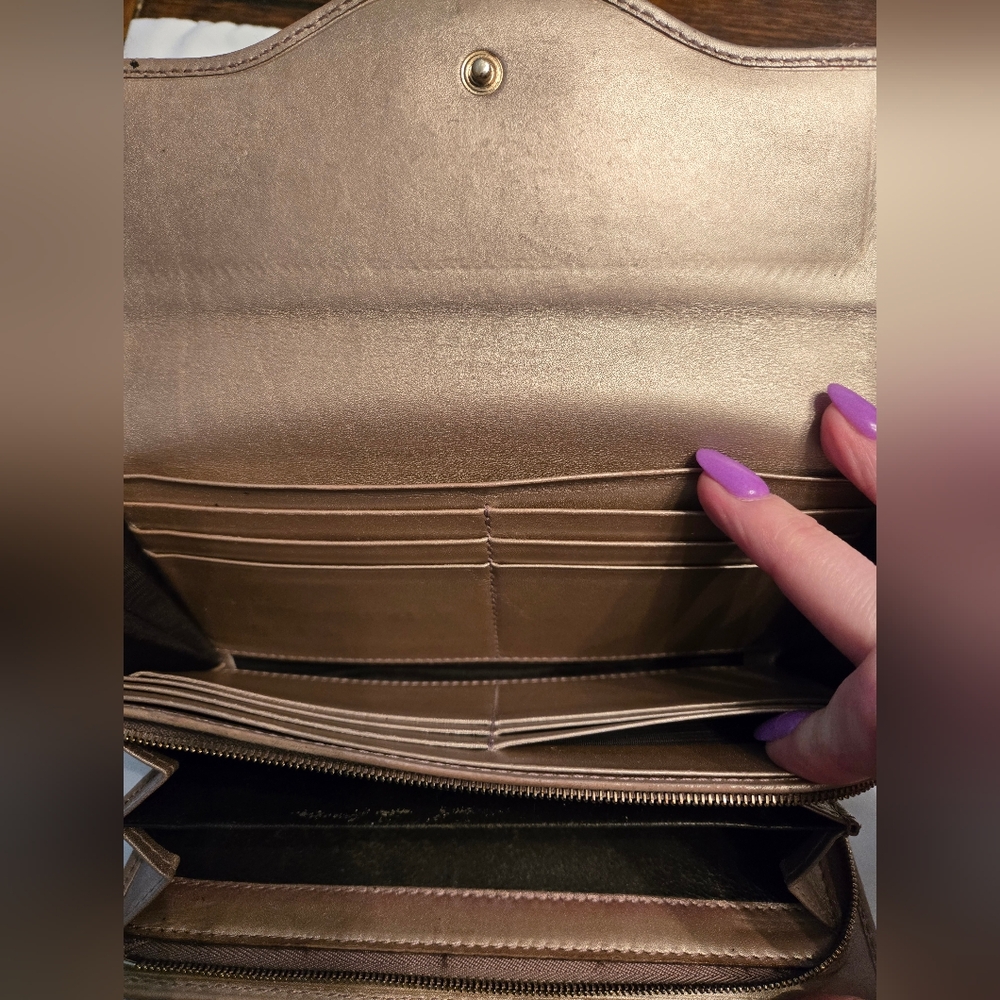 Gucci Metallic Brown Gold Taupe GG Continental Wallet - Picture 7 of 10
